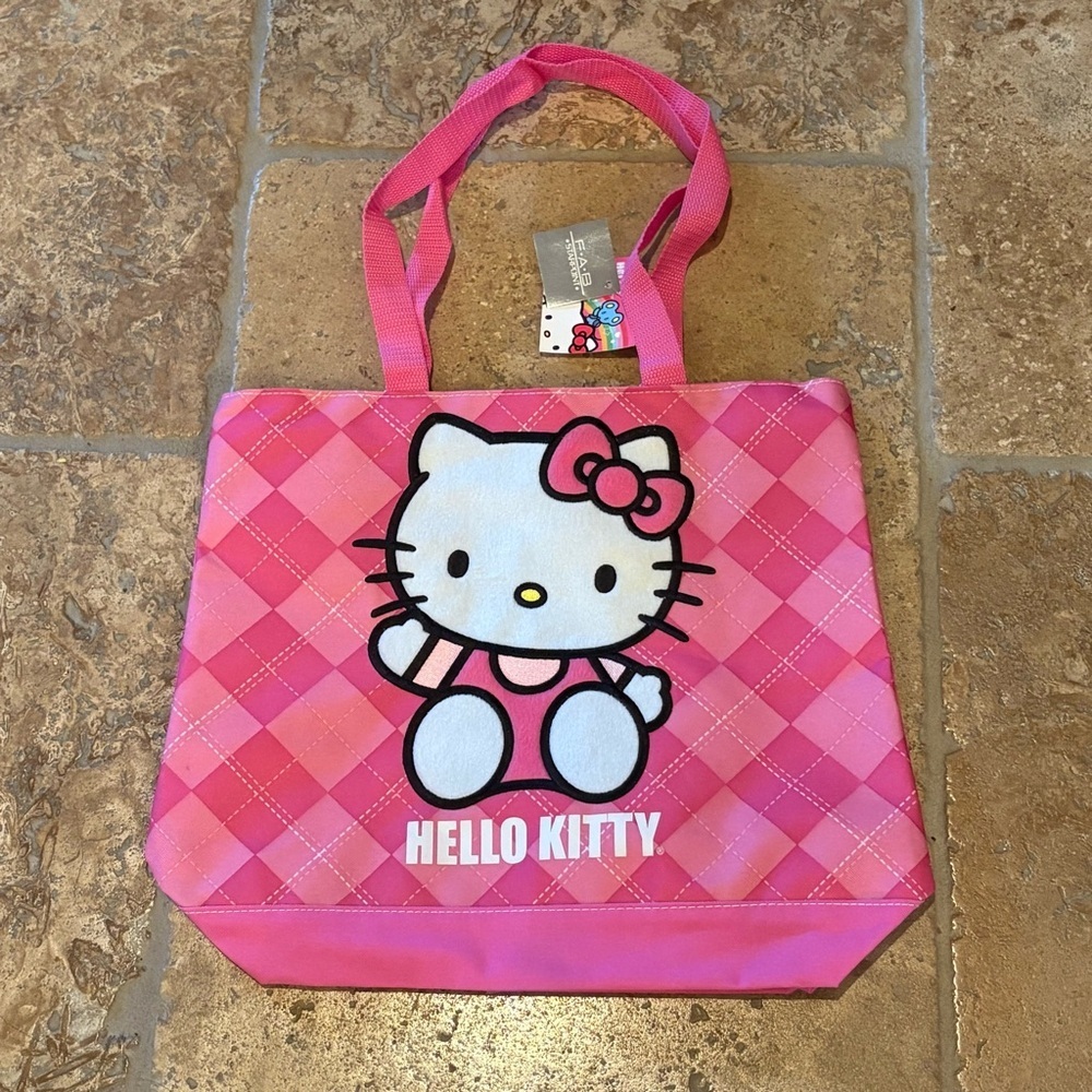 NWT~Sanrio Hello Kitty Pink Argyle Large Tote Bag with Zipper 13-1/2”x16”